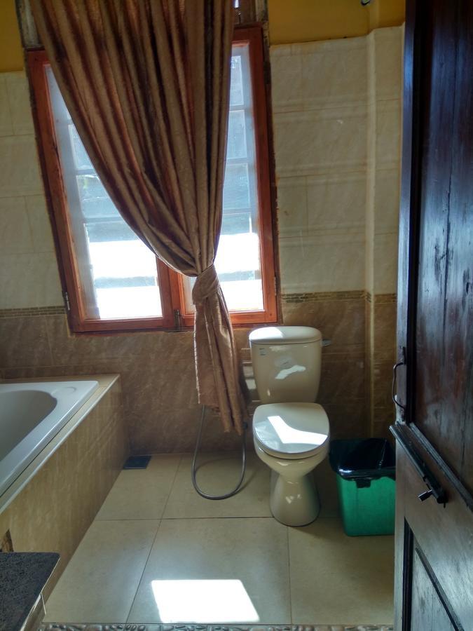 Prince Hotel Mrauk-oo Kültér fotó